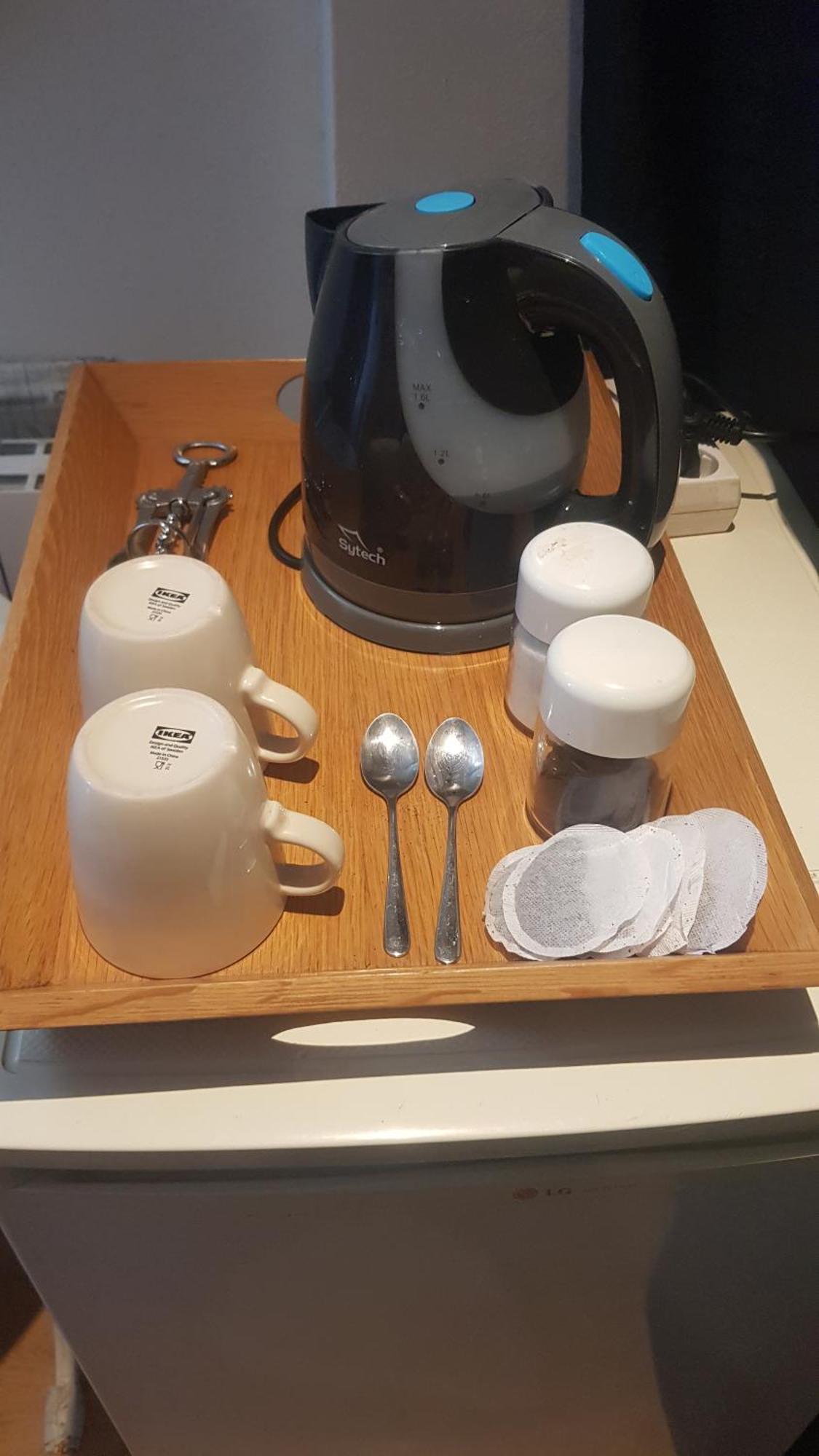 Little Peaceful Retreat Room With Bath, Heating, Terrace, Free Wifi Fridge Easy Parking 马尔韦利亚 外观 照片