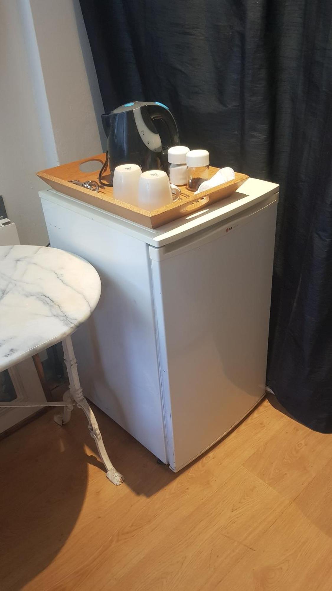 Little Peaceful Retreat Room With Bath, Heating, Terrace, Free Wifi Fridge Easy Parking 马尔韦利亚 外观 照片